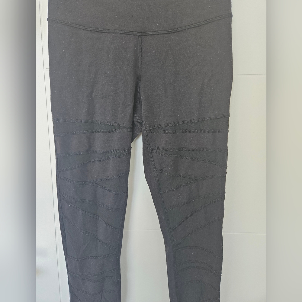 High wasted lulu tech mesh **luon material** sz.6